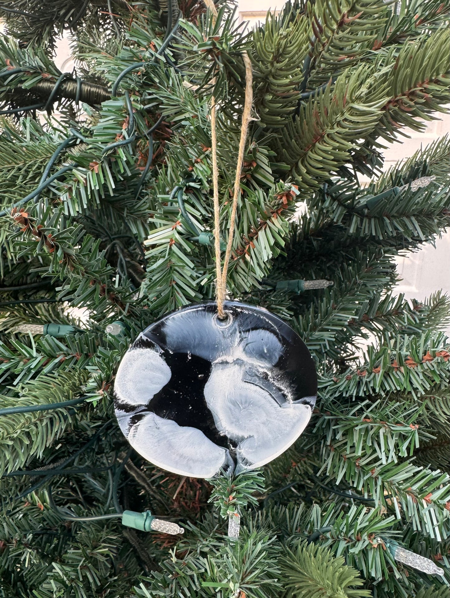 Black and White Swirl Ornament
